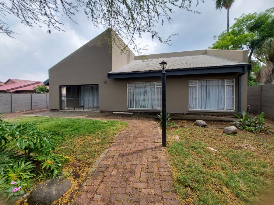 5 Bedroom Property for Sale in Brits North West